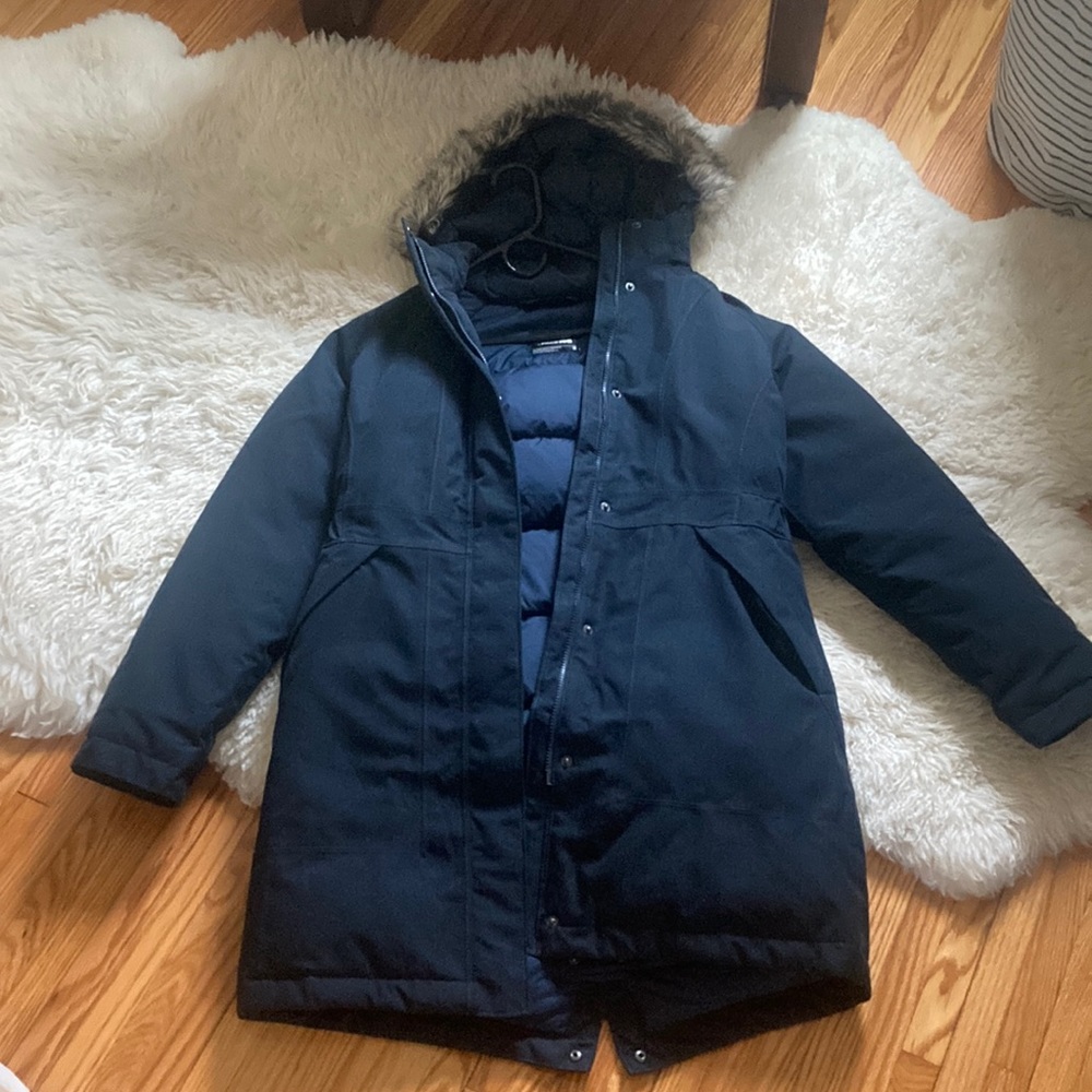 The North Face Navy Down Parka M